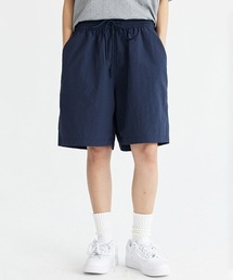 R. : Nylon Wide Easy Shorts