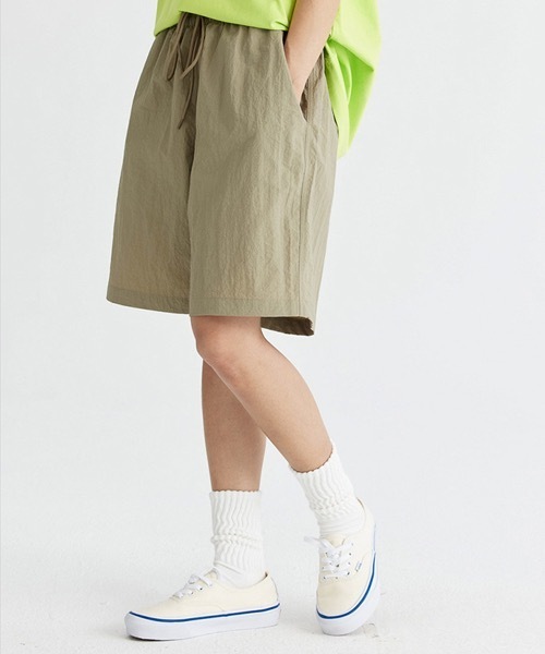 rehacer(レアセル)の「R. : Nylon Wide Easy Shorts(その他パンツ・メンズ・ネイビー/パープル/イエロー/グリーン/ベージュ/ブラック・LARGE/X-LARGE/MEDIUM)」の10枚目の写真