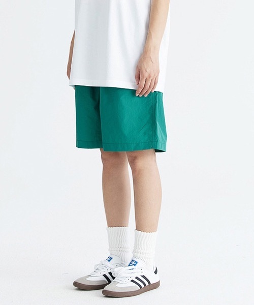 rehacer(レアセル)の「R. : Nylon Wide Easy Shorts(その他パンツ・メンズ・ネイビー/パープル/イエロー/グリーン/ベージュ/ブラック・LARGE/X-LARGE/MEDIUM)」の17枚目の写真