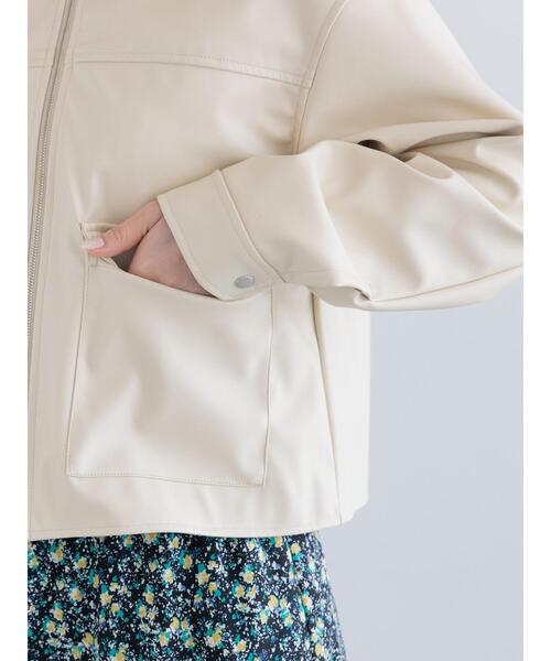 Te chichi（テチチ）の「【宮本茉由着用】ダブルポケットジップジャケット《2025spring catalog item》（ノーカラージャケット・レディース・ベージュ/ブラック/クリーム・F）」の19枚目の写真