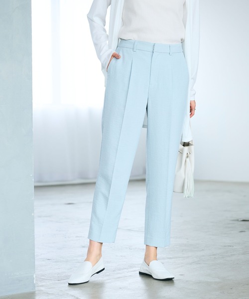 CROSS FUNCTION（クロスファンクション）の「《シワになりにくい》サマナチュラリネンライクセンタープレステーパードパンツ【CF/クロスファンクション】（スラックス・レディース・ブルー/ライトベージュ/モカ/チャコールグレー/ミント・LL/L/M）」の5枚目の写真
