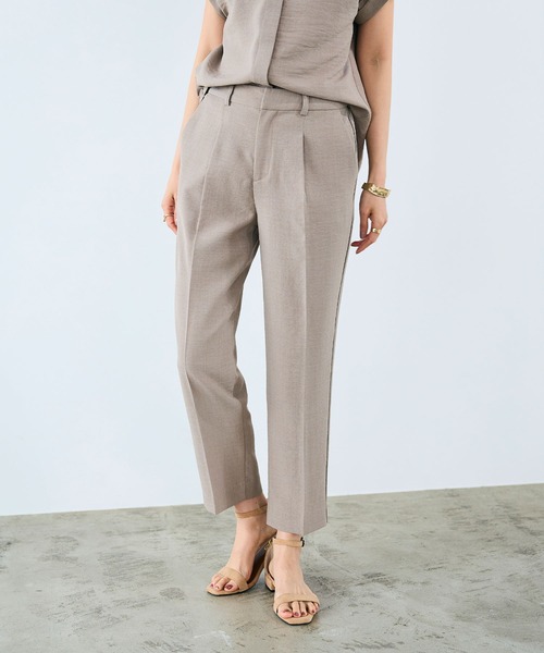 CROSS FUNCTION（クロスファンクション）の「《シワになりにくい》サマナチュラリネンライクセンタープレステーパードパンツ【CF/クロスファンクション】（スラックス・レディース・ブルー/ライトベージュ/モカ/チャコールグレー/ミント・LL/L/M）」の3枚目の写真