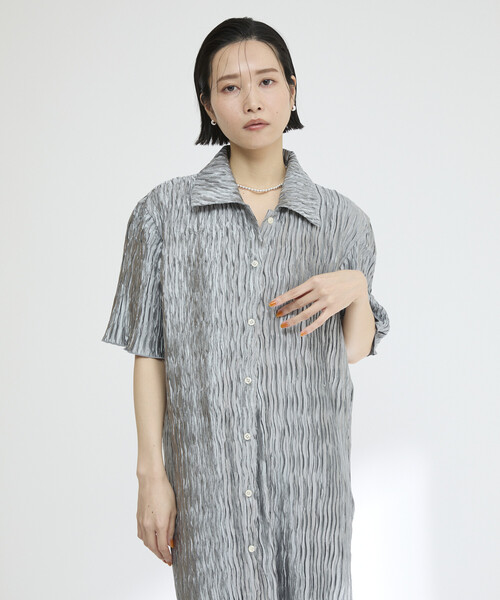 Firsthand（ファーストハンド）の「Firsthand/ファーストハンド クリンクル プリーツ ショートスリーブ シャツワンピース（ワンピース・レディース・オフホワイト/ブルー・FREE）」の14枚目の写真