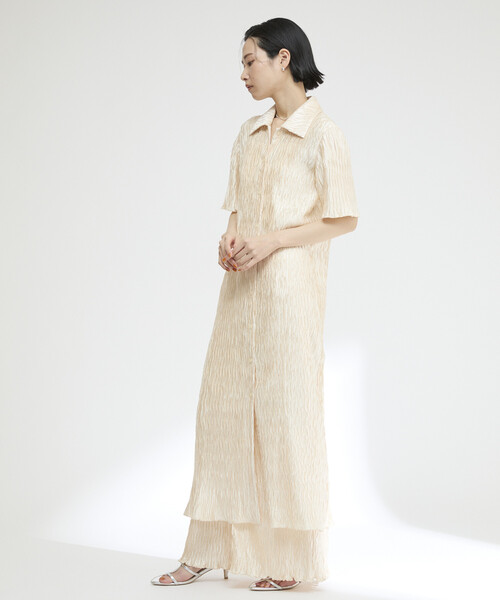 Firsthand（ファーストハンド）の「Firsthand/ファーストハンド クリンクル プリーツ ショートスリーブ シャツワンピース（ワンピース・レディース・オフホワイト/ブルー・FREE）」の20枚目の写真