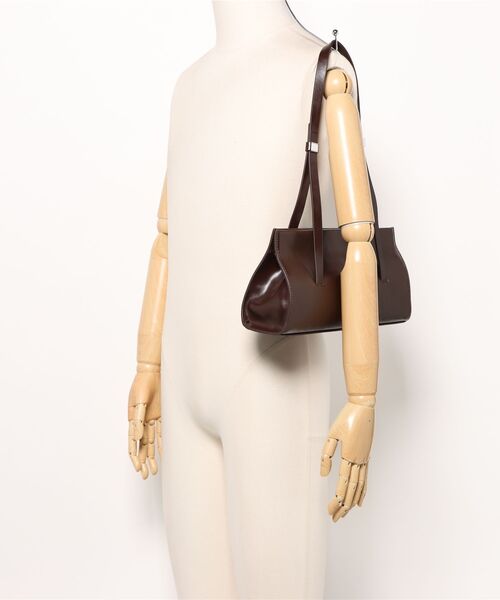 NiiNa(ニーナ)の「【 NiiNa / ニーナ 】高品質牛革 ロングハンドル レクタングル ワックスレザーバッグ(ショルダーバッグ・レディース・ブラウン/レッド/ブラック・FREE)」の21枚目の写真