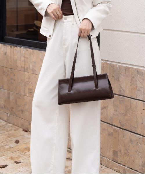 NiiNa(ニーナ)の「【 NiiNa / ニーナ 】高品質牛革 ロングハンドル レクタングル ワックスレザーバッグ(ショルダーバッグ・レディース・ブラウン/レッド/ブラック・FREE)」の12枚目の写真