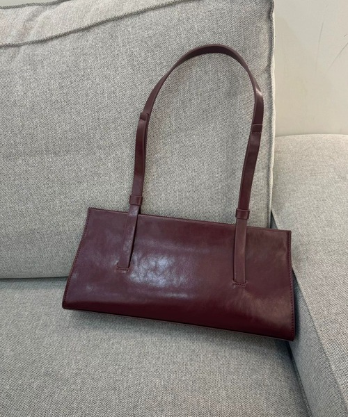 NiiNa(ニーナ)の「【 NiiNa / ニーナ 】高品質牛革 ロングハンドル レクタングル ワックスレザーバッグ(ショルダーバッグ・レディース・ブラウン/レッド/ブラック・FREE)」の16枚目の写真