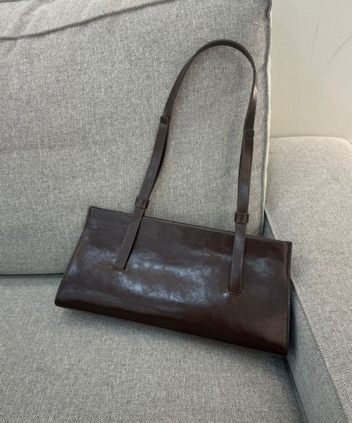 NiiNa(ニーナ)の「【 NiiNa / ニーナ 】高品質牛革 ロングハンドル レクタングル ワックスレザーバッグ(ショルダーバッグ・レディース・ブラウン/レッド/ブラック・FREE)」の17枚目の写真