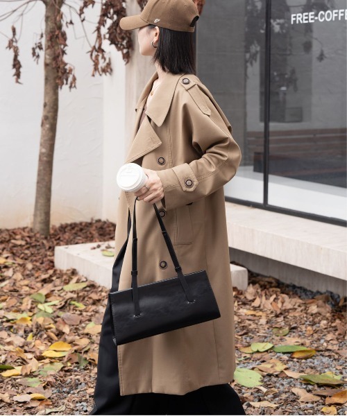 NiiNa(ニーナ)の「【 NiiNa / ニーナ 】高品質牛革 ロングハンドル レクタングル ワックスレザーバッグ(ショルダーバッグ・レディース・ブラウン/レッド/ブラック・FREE)」の18枚目の写真