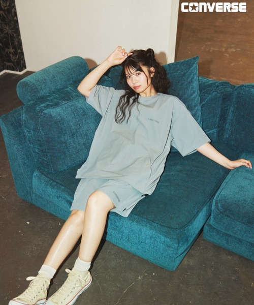 CONVERSE(コンバース)の「CONVERSE/コンバース 接触冷感 ストレッチ 吸水速乾 オーバーサイズ ロゴ ワンポイント ドローコード 半袖Tシャツ/レディース メンズ(Tシャツ/カットソー・レディース・ブラック/サックスブルー/ライトグレー/スミクロ・M/L/LL)」の4枚目の写真