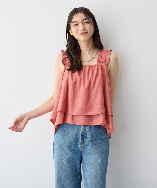 anyfee（エニフィー）の「【anyfee/プラスサイズ】肩ギャザーフレアキャミブラウス（キャミソール・レディース・レッド/ブルー/グレー・3L/LL/5L/4L）」の3枚目の写真