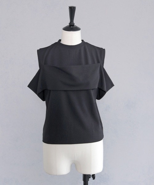 cheriella(シェリエラ)の「【cheriella】カットジョーゼットオフショルデザイントップス CUT GEORGETTE OFF-SHOULDER DESIGN TOPS(Tシャツ/カットソー・レディース・オフホワイト/ブラック・M)」の17枚目の写真