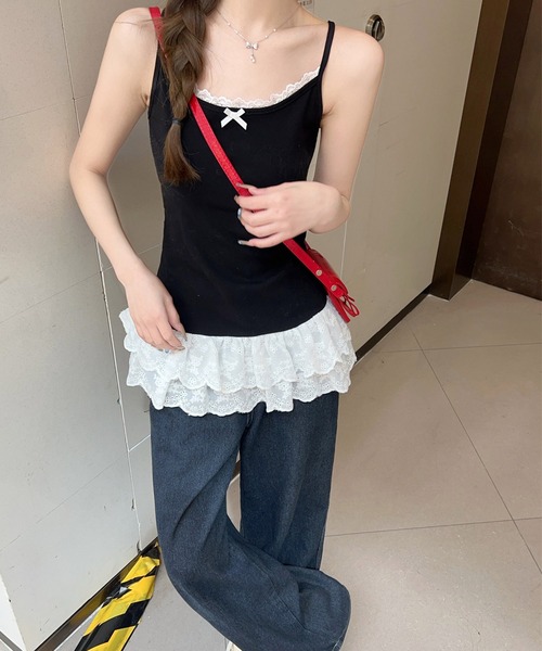 Nia(ニア)の「Nia(ニア)/ワンポイントリボン 裾フリルキャミソール(キャミソール・レディース・ブラック/ホワイト・SMALL/MEDIUM/LARGE)」の15枚目の写真