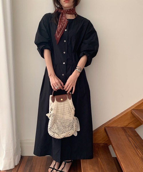 Doula Doula(ドゥーラドゥーラ)の「ノーカラーシャツワンピース(ワンピース・レディース・ホワイト/モカ/ブラック・FREE)」の4枚目の写真
