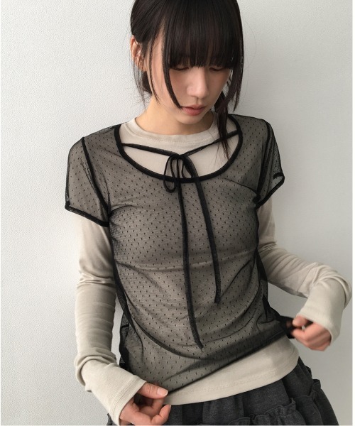 gossip!ロサンゼルス(ゴシップロサンゼルス)の「Y2K 【垢抜けレイヤードアイテム】 チュール ドット トップス(Tシャツ/カットソー・レディース・ブラック/ブラウン・FREE)」の4枚目の写真