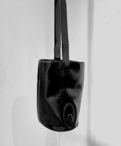 Archivepke/アーカイブエプク Oval bucket Bag