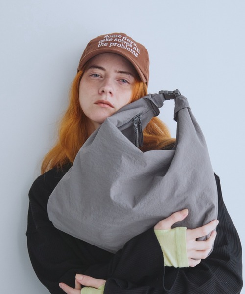Auntie Rosa Holiday(アンティローザホリデー)の「2WAYビッグショルダー(ショルダーバッグ・レディース・グレー/ブルー/ブラック・FREE)」の17枚目の写真