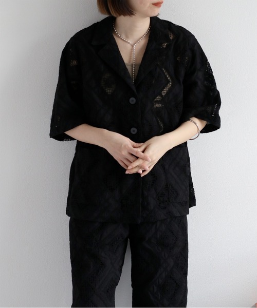 cepo（セポ）の「〈セットアップ対応〉コットンレース刺繍ジャケット（シャツ/ブラウス・レディース・ブラック/オフホワイト・M）」の12枚目の写真