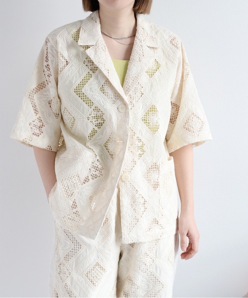 cepo（セポ）の「〈セットアップ対応〉コットンレース刺繍ジャケット（シャツ/ブラウス・レディース・ブラック/オフホワイト・M）」の5枚目の写真