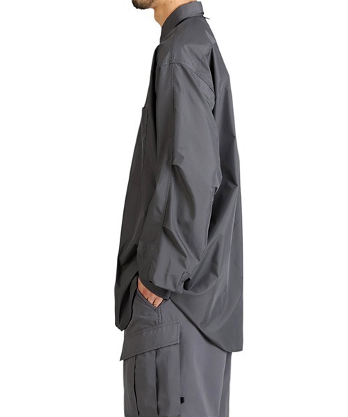 DAIWA PIER39（ダイワピア39）の「DAIWA PIER39 / ダイワ ピアサーティナイン：TECH BUTTON DOWN SHIRT L/S：BE-80025[PIE]（テーラードジャケット・メンズ・グレー・S/M/L）」の9枚目の写真