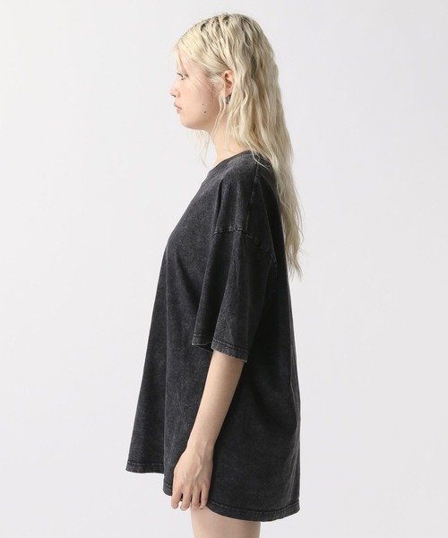 FOREVER 21（フォーエバー トゥエンティーワン）の「【2025SS】ヴィンテージライクビッグＴシャツ（Tシャツ/カットソー・レディース・ブラック/ブラウン/グレー・FREE）」の11枚目の写真