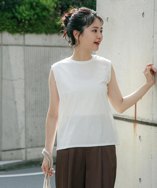 N.（N. Natural Beauty Basic）（エヌエヌナチュラルビューティーベーシック）の「メタルプレートノースリーブカットソー（タンクトップ・レディース・ダークブラウン/オフホワイト/杢グレー/ブラック・MEDIUM）」の10枚目の写真