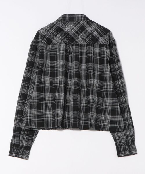 Chikashitsu +（チカシツプラス）の「【Chikashitsu +】cropped linen check shirt / 【チカシツプラス】クロップドリネンチェック長袖シャツ（シャツ/ブラウス・メンズ・ホワイト/ブラック/ネイビー・ONE SIZE）」の4枚目の写真