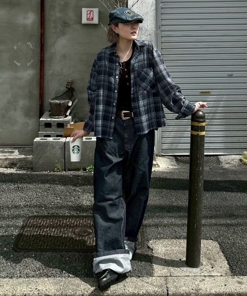 Chikashitsu +（チカシツプラス）の「【Chikashitsu +】cropped linen check shirt / 【チカシツプラス】クロップドリネンチェック長袖シャツ（シャツ/ブラウス・メンズ・ホワイト/ブラック/ネイビー・ONE SIZE）」の20枚目の写真