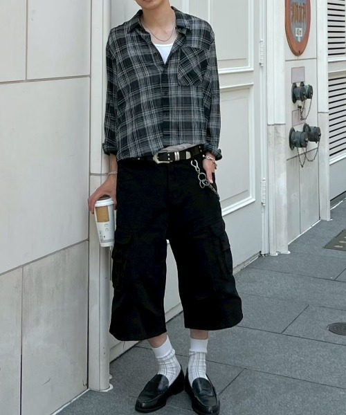 Chikashitsu +(チカシツプラス)の「【Chikashitsu +】cropped linen check shirt / 【チカシツプラス】クロップドリネンチェック長袖シャツ(シャツ/ブラウス・メンズ・ホワイト/ブラック/ネイビー・ONE SIZE)」の18枚目の写真