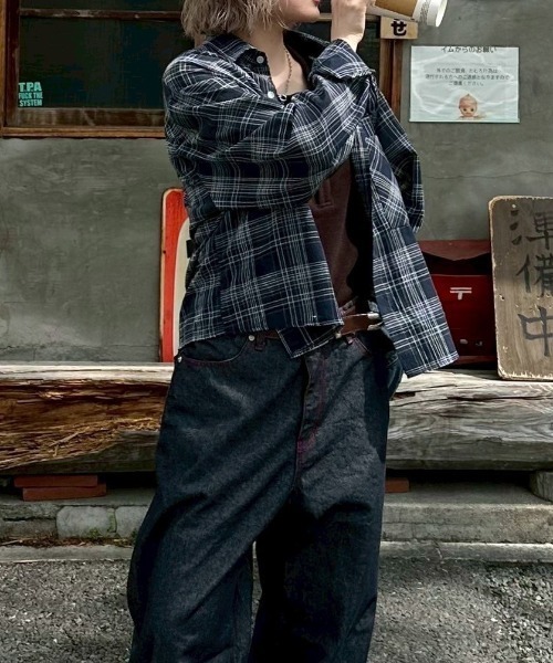 Chikashitsu +（チカシツプラス）の「【Chikashitsu +】cropped linen check shirt / 【チカシツプラス】クロップドリネンチェック長袖シャツ（シャツ/ブラウス・メンズ・ホワイト/ブラック/ネイビー・ONE SIZE）」の6枚目の写真