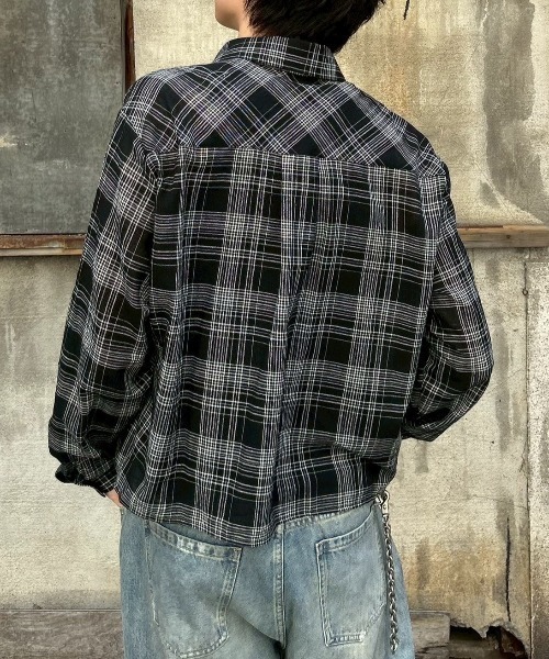 Chikashitsu +（チカシツプラス）の「【Chikashitsu +】cropped linen check shirt / 【チカシツプラス】クロップドリネンチェック長袖シャツ（シャツ/ブラウス・メンズ・ホワイト/ブラック/ネイビー・ONE SIZE）」の15枚目の写真