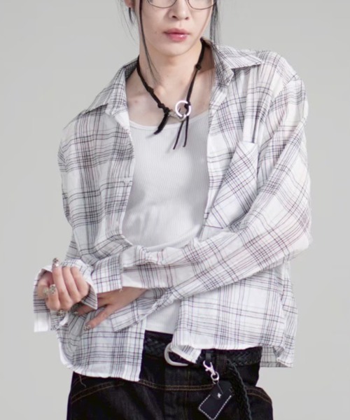 Chikashitsu +(チカシツプラス)の「【Chikashitsu +】cropped linen check shirt / 【チカシツプラス】クロップドリネンチェック長袖シャツ(シャツ/ブラウス・メンズ・ホワイト/ブラック/ネイビー・ONE SIZE)」の7枚目の写真