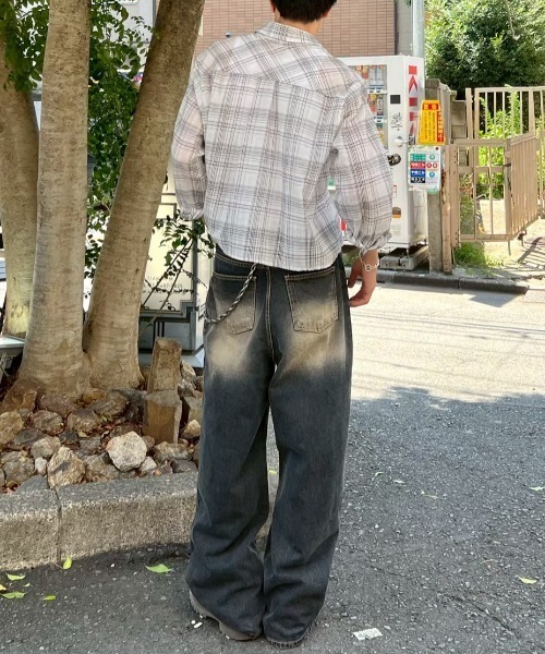Chikashitsu +(チカシツプラス)の「【Chikashitsu +】cropped linen check shirt / 【チカシツプラス】クロップドリネンチェック長袖シャツ(シャツ/ブラウス・メンズ・ホワイト/ブラック/ネイビー・ONE SIZE)」の6枚目の写真