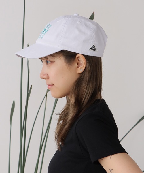 KELTY（ケルティ）の「KELTY/ケルティ エンブロイダリー タイポロゴ キャップ（キャップ・メンズ・ベージュ/ネイビー/ブラック/ホワイト・FREE）」の8枚目の写真