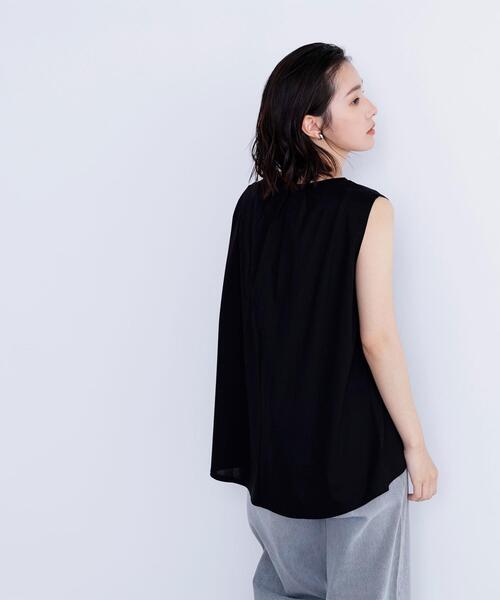 NATURAL BEAUTY BASIC(ナチュラルビューティーベーシック)の「◇シアーフレアトップス(Tシャツ/カットソー・レディース・ダークブルー/オフホワイト/ブラック・FREE)」の12枚目の写真