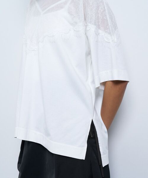 LANVIN en Bleu(ランバンオンブルー)の「レースコンビカットソー(Tシャツ/カットソー・レディース・オフホワイト/チャコールグレー・38)」の10枚目の写真