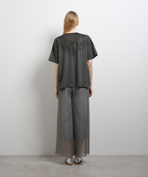 LANVIN en Bleu(ランバンオンブルー)の「レースコンビカットソー(Tシャツ/カットソー・レディース・オフホワイト/チャコールグレー・38)」の13枚目の写真