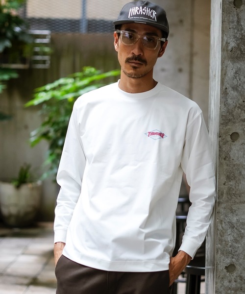 THRASHER（スラッシャー）の「DIAMOND LOGO UTILITY L/S T-SHIRTS 長袖Tシャツ ユーティリティー ラッシュガード/ワンポイントブランドロゴ水着（Tシャツ/カットソー・メンズ・ブラック×レッド/ホワイト×レッド・MEDIUM/LARGE）」の12枚目の写真