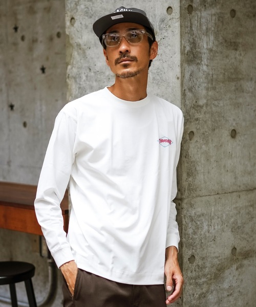 THRASHER（スラッシャー）の「DIAMOND LOGO UTILITY L/S T-SHIRTS 長袖Tシャツ ユーティリティー ラッシュガード/ワンポイントブランドロゴ水着（Tシャツ/カットソー・メンズ・ブラック×レッド/ホワイト×レッド・MEDIUM/LARGE）」の11枚目の写真