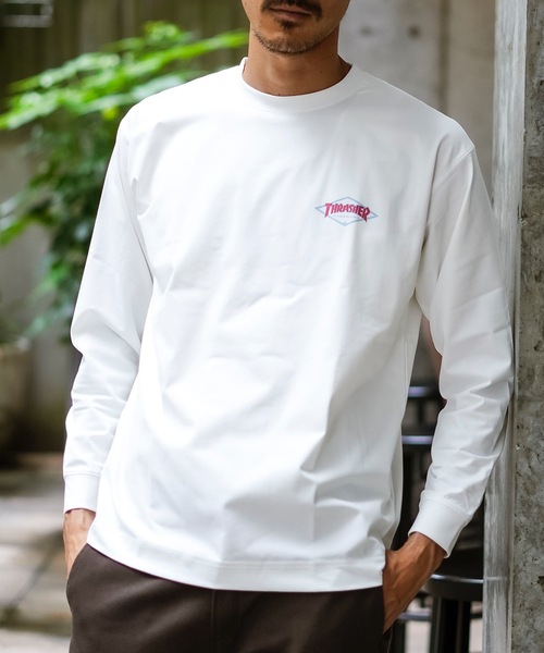 THRASHER（スラッシャー）の「DIAMOND LOGO UTILITY L/S T-SHIRTS 長袖Tシャツ ユーティリティー ラッシュガード/ワンポイントブランドロゴ水着（Tシャツ/カットソー・メンズ・ブラック×レッド/ホワイト×レッド・MEDIUM/LARGE）」の9枚目の写真
