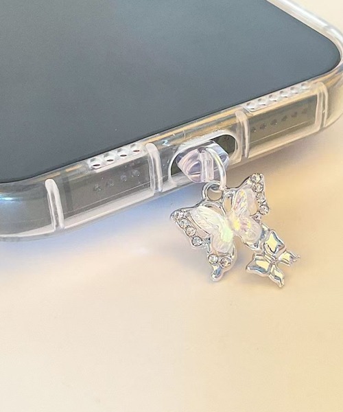 TONE SELECT GOODS(トーンセレクトグッズ)の「【urge select】《Type-C対応》バタフライモチーフ オーロラカラー コネクターカバー(スマホグッズ・レディース・シルバー系・FREE)」の3枚目の写真