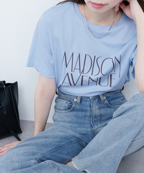 natural couture(ナチュラルクチュール)の「ポンチベーシックロゴT(Tシャツ/カットソー・レディース・オフホワイト/ブラウン/ブラック/サックスブルー・FREE)」の4枚目の写真
