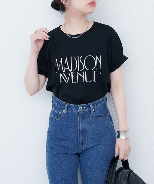 natural couture(ナチュラルクチュール)の「ポンチベーシックロゴT(Tシャツ/カットソー・レディース・オフホワイト/ブラウン/ブラック/サックスブルー・FREE)」の6枚目の写真