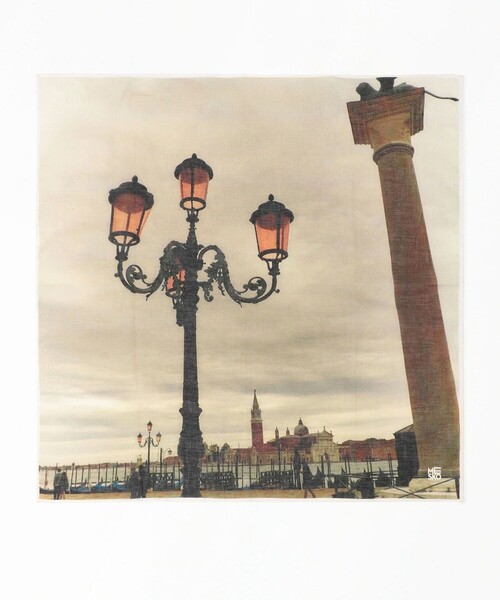 TOMORROWLAND （トゥモローランド）の「MESKO STUDIO Venice lamp &lion プリントスカーフ（バンダナ/スカーフ・レディース・ベージュ系その他・FREE）」の3枚目の写真