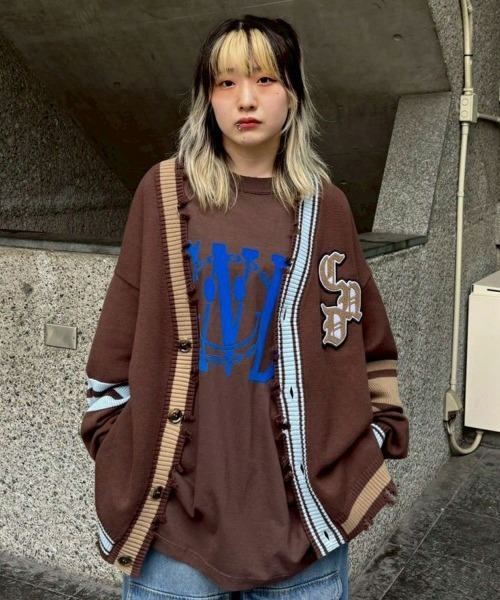 Candy Stripper(キャンディストリッパー)の「CND COLLEGE DAMAGE カーディガン(カーディガン/ボレロ・レディース・ボルドー/ブラウン/ブラック・FREE)」の9枚目の写真