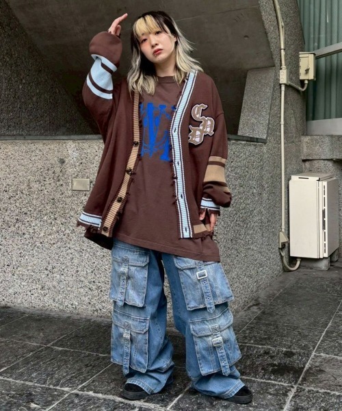 Candy Stripper(キャンディストリッパー)の「CND COLLEGE DAMAGE カーディガン(カーディガン/ボレロ・レディース・ボルドー/ブラウン/ブラック・FREE)」の10枚目の写真