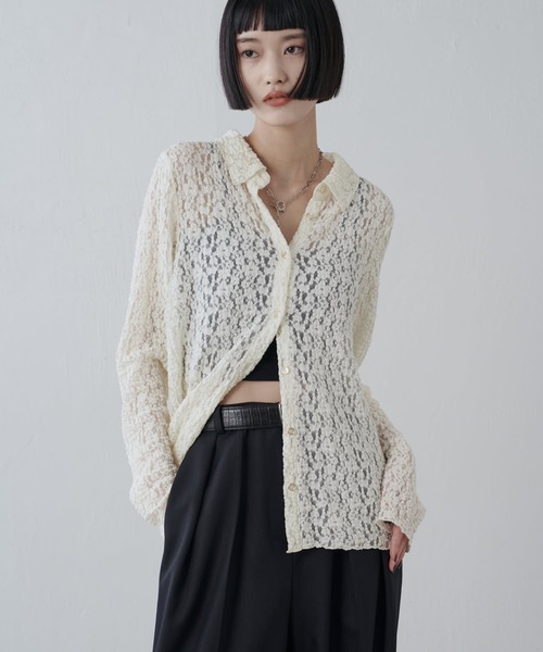 Lui's（ルイス）の「シアーレースシャツ（シャツ/ブラウス・レディース・アイボリー/ブラック/ブラウン・FREE）」の2枚目の写真