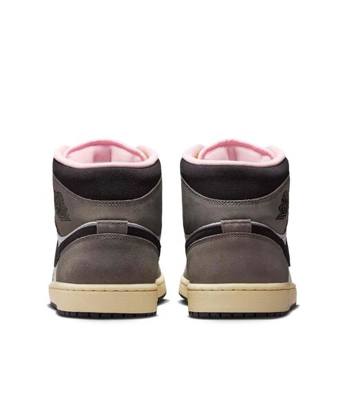 シューズ(男性用) Air Jordan 1 Mens Jordan 1 Shoes. Nike JP