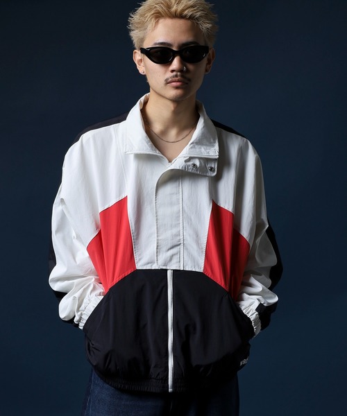 セール】スポーティーカラーブロックウィンドブレーカー（ナイロン