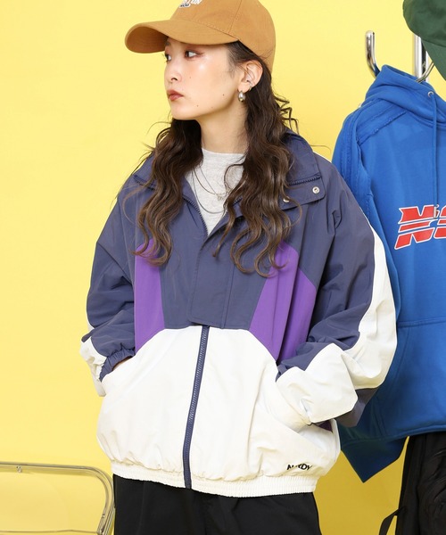 【極美品】希少 プリーツプリーズ ナタリーレテ ナイロン パーカー マルチカラー セール】スポーティーカラーブロックウィンドブレーカー